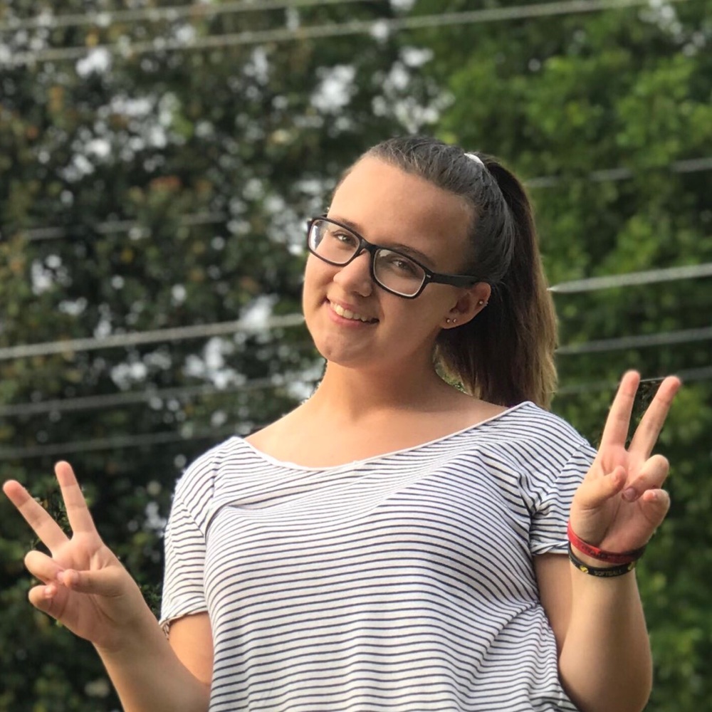 Meet your Posher, Sierra